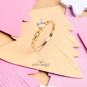 Anillo en oro 18K circón corazón