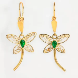 Aretes en oro amarillo de 18K libélula esmeralda filigrana